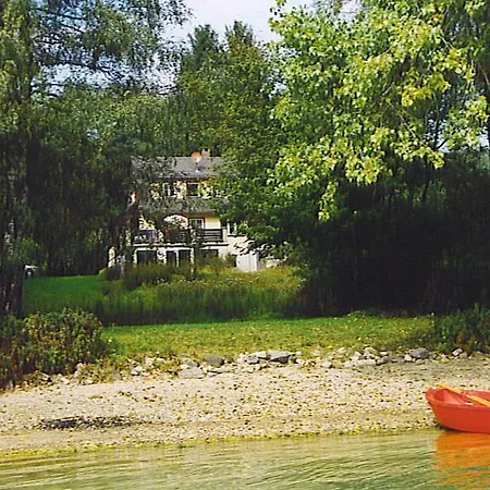 Holiday home Haus Am Ufer