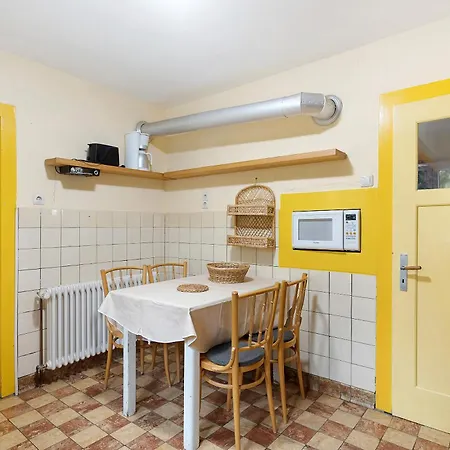 Haus Am Ufer בית נופש גיינהופן